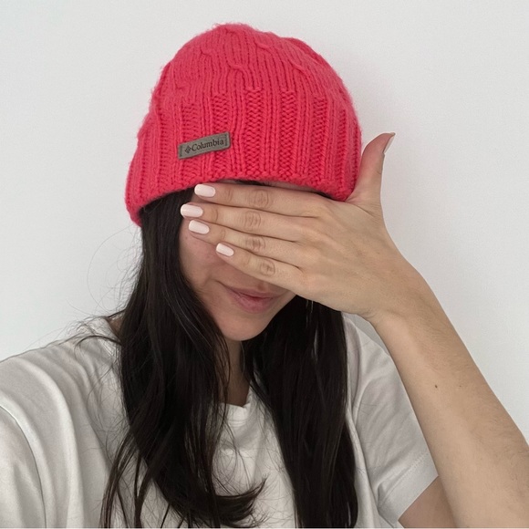 NWOT Beanie - Columbia - Picture 2 of 2